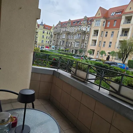 Charming Ground Floor - Center *