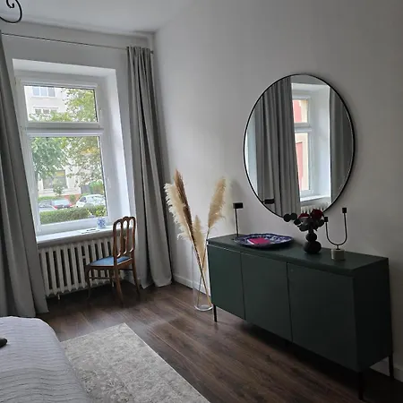 Charming Ground Floor - Center Appartamento