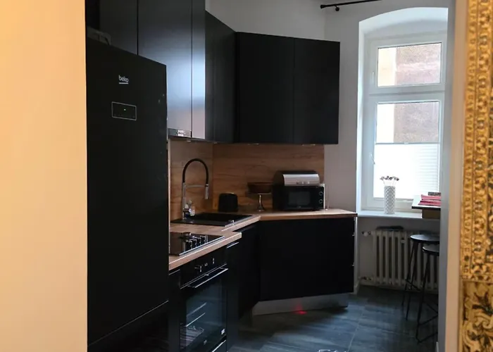 דירה Charming Ground Floor - Center שצ'צ'ין