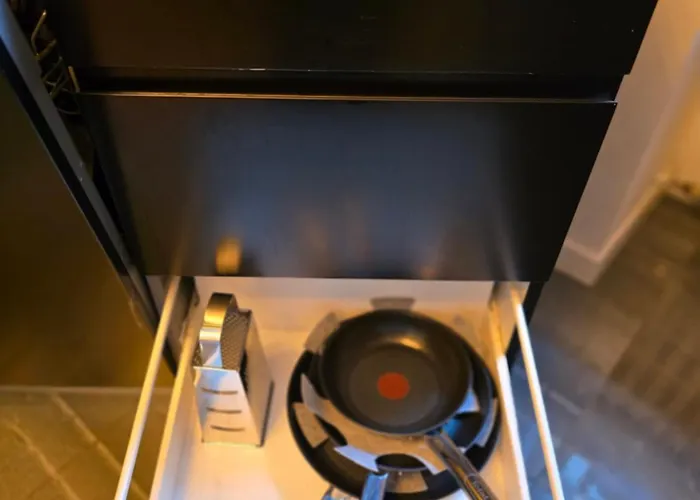 Charming Ground Floor - Center דירה