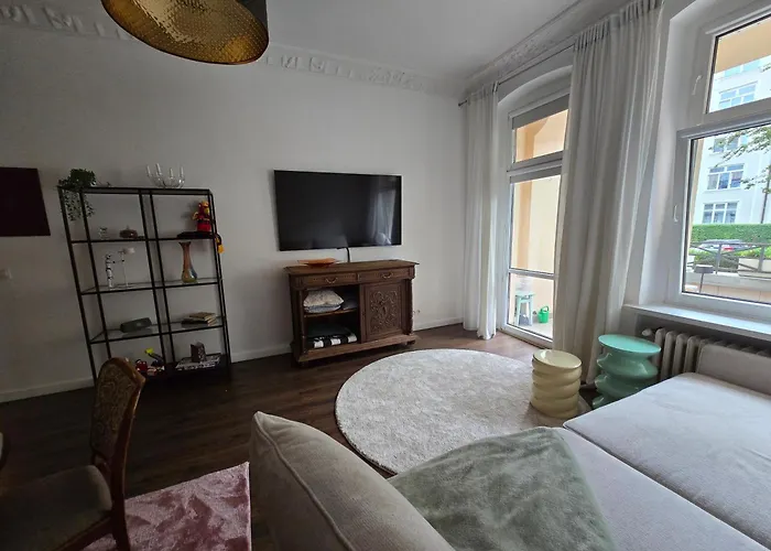 Charming Ground Floor - Center דירה *