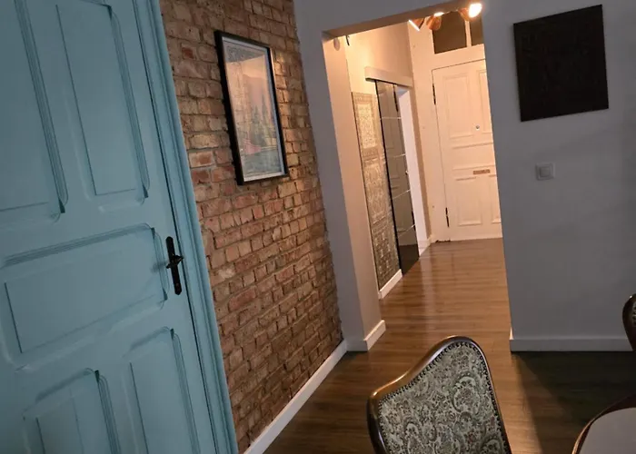 Charming Ground Floor - Center דירה